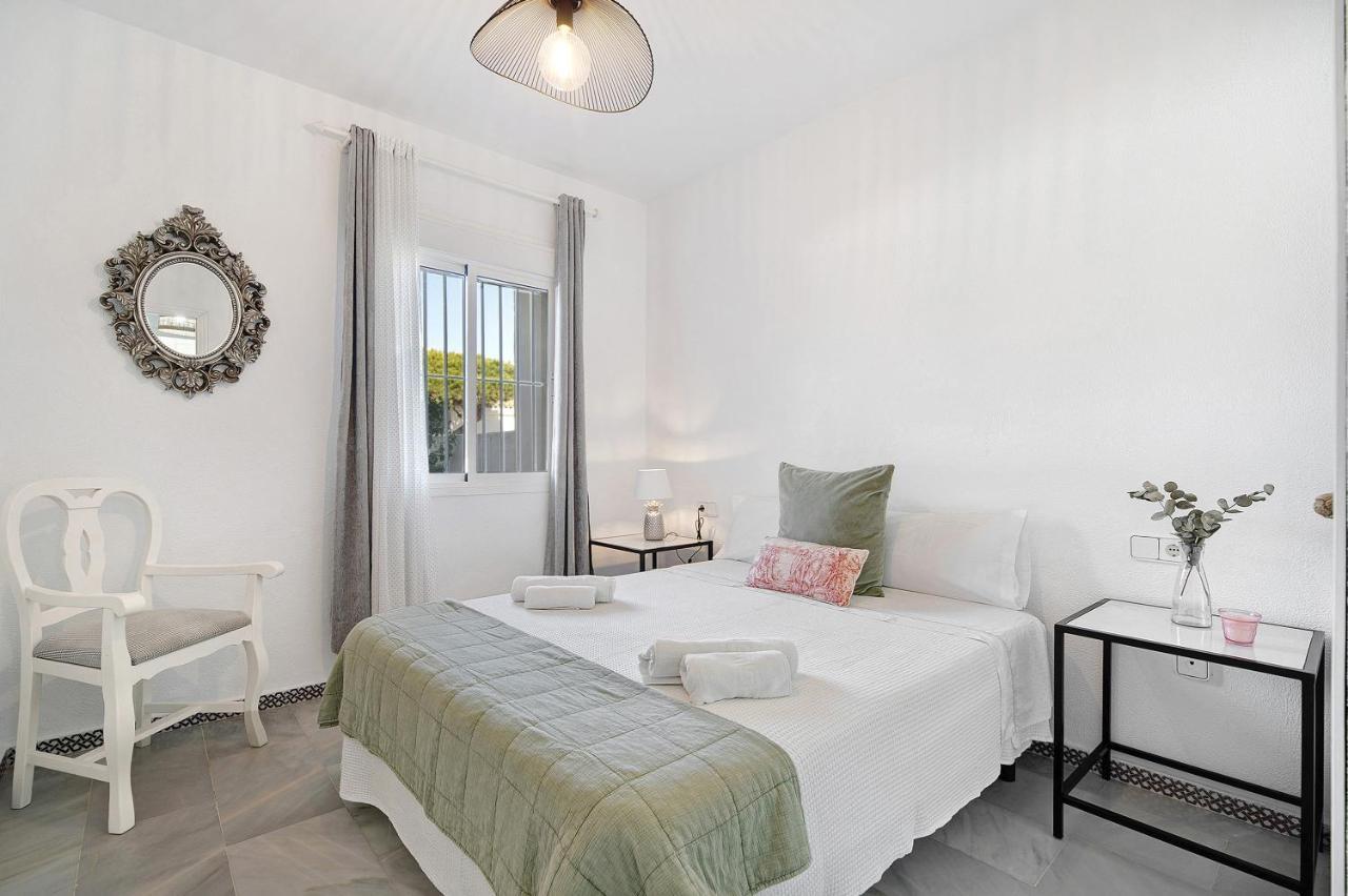 Apartamento Calas Sancti Petri โนโบซังก์ติเปตรี ภายนอก รูปภาพ